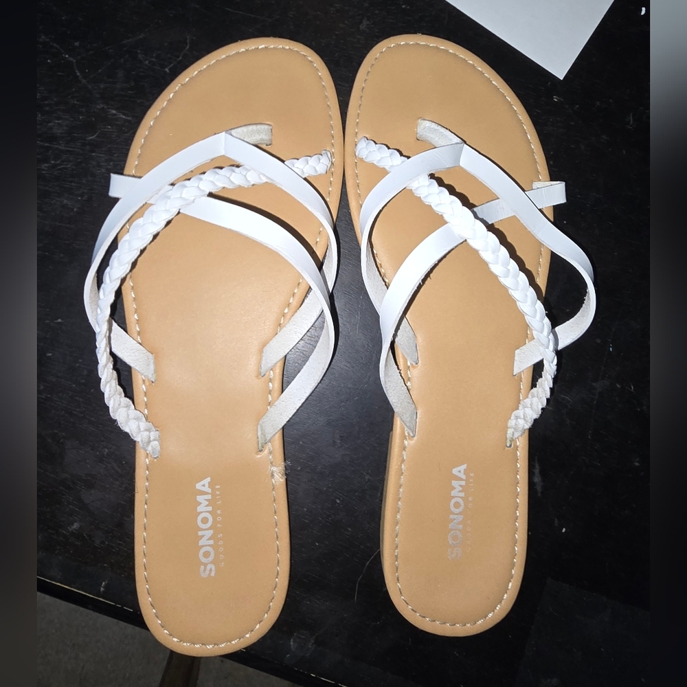 Sonoma womens sandals size 10 white